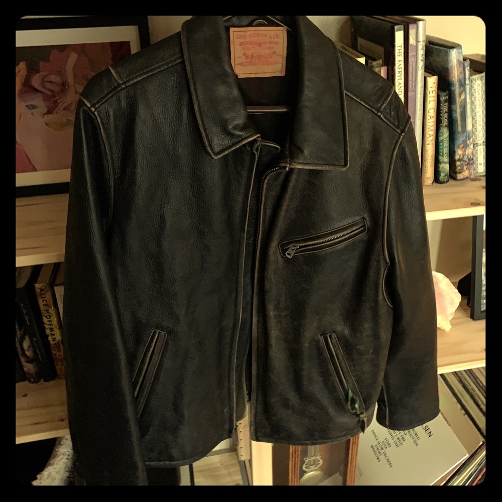 Men’s Levi’s Leather Jacket - size Large
